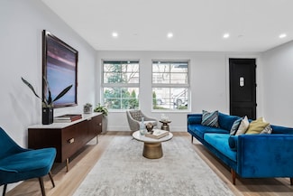 40 Huntington St Unit 1C, Brooklyn, NY 11231