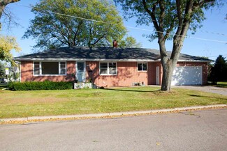 2920 Stumpf St, Cross Plains, WI 53528