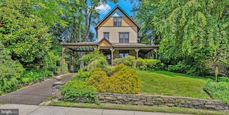 127 Webster Ave, Wyncote, PA 19095