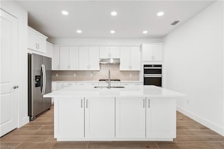 8925 Oceana Way, Naples, FL 34114