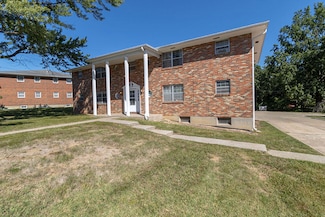 2705 W Rollins Rd Unit 4, Columbia, MO 65203