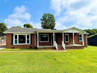 2015 Carter Dr, Madisonville, KY 42431