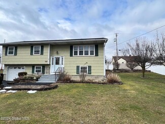57 Marriner Ave, Albany, NY 12205