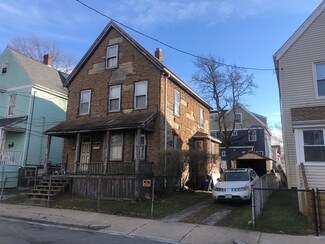 14 Oakhurst St, Dorchester Center, MA 02124