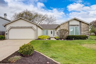 38 W Stevenson Dr, Glendale Heights, IL 60139