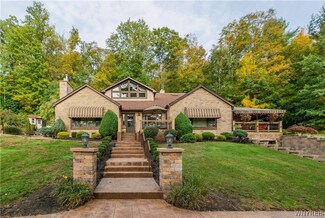 7353 S Abbott Rd, Hamburg, NY 14075