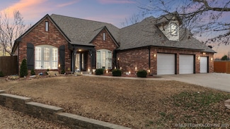 3203 Callaway Dr, Claremore, OK 74019