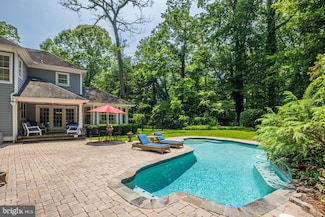 618 Lakeland Rd S, Severna Park, MD 21146
