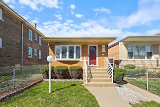 10052 S Princeton Ave, Chicago, IL 60628
