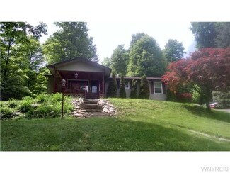 2744 Coe Rd, Perry, NY 14530