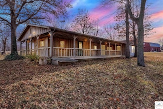 12180 Hickory Point Rd, Green Ridge, MO 65332