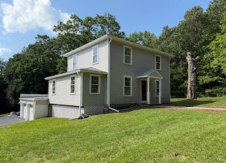 439 New Hanover Ave, Meriden, CT 06451
