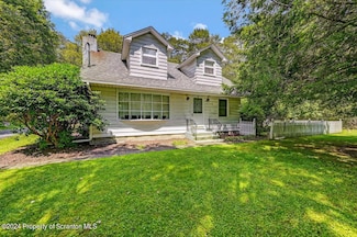 811 Clifton Beach Rd, Clifton Township, PA 18424