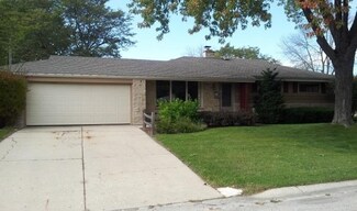 5801 Oakwood Ave, Greendale, WI 53129