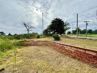 2884 Springridge Rd, Guthrie, OK 73044