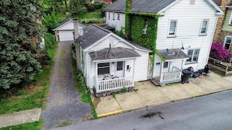1307 Oneida St, Huntingdon, PA 16652