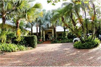 4884 SW 88th St, Coral Gables, FL 33156