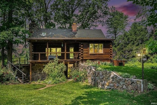9162 W Old Road 30, Etna Green, IN 46524