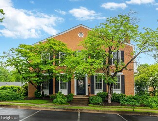 6635 Mclean Ct, McLean, VA 22101