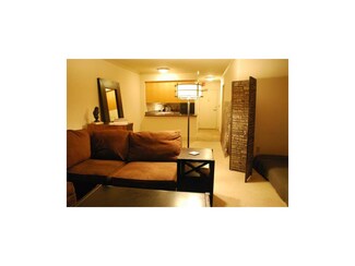 600 E 8th St Unit 7L, Kansas City, MO 64106