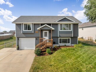 5387 Savannah St, Rapid City, SD 57703