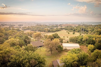 863 Road 25, Longton, KS 67352