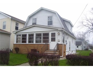 502 7th St, Fairport Harbor, OH 44077
