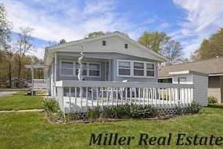 11811 Marsh Rd Unit 10, Shelbyville, MI 49344