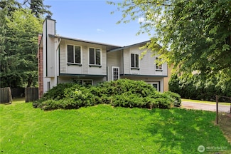 13513 47th Ave NE, Marysville, WA 98271