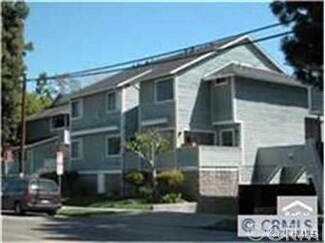 1555 E 4th St, Santa Ana, CA 92701