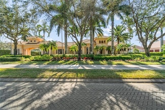 5900 Burnham Rd, Naples, FL 34119