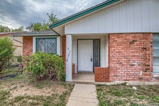 7210 Hickory Grove Dr, San Antonio, TX 78227