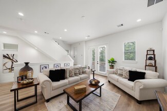 1503 Evelyn St, Houston, TX 77009