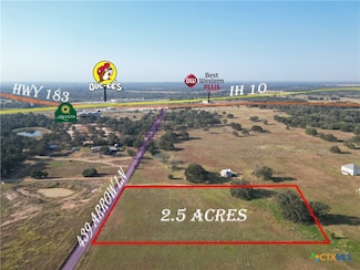 439 Arrow Ln, Luling, TX 78648