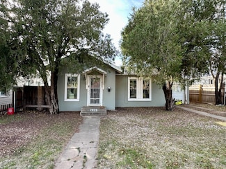 2105 20th St, Lubbock, TX 79411