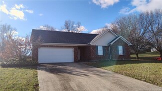 206 Robyn Ave, Henryville, IN 47126