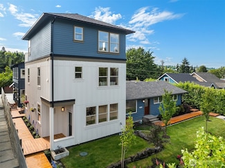 5037 25th Ave SW, Seattle, WA 98106