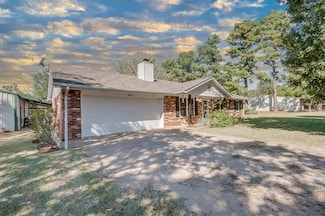 118 Connolly Dr, McLoud, OK 74851