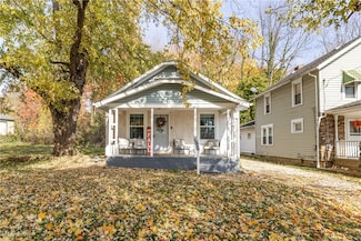 83 Kenmore Ave, Barberton, OH 44203