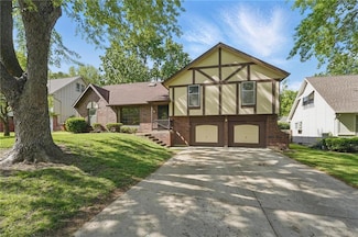 10624 W 99th St, Overland Park, KS 66214