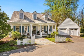 17834 Hidden Garden Ln, Ashton, MD 20861