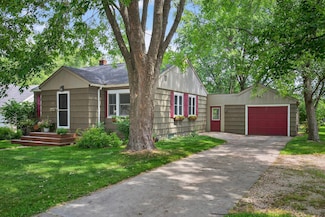 1211 10th St S, Wisconsin Rapids, WI 54494