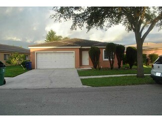 2203 SW 104th Ave, Miramar, FL 33025