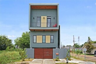 2601 S Rocheblave St, New Orleans, LA 70125
