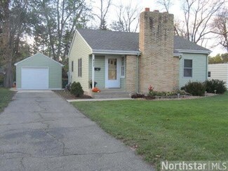 422 422 S Litchfield Ave, Litchfield, MN 55355