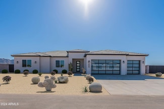 444 E Kaniksu St, Apache Junction, AZ 85119