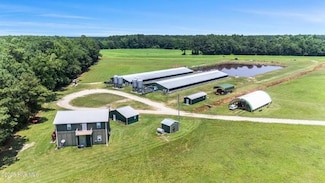 3848 Rooks Rd, Atkinson, NC 28421