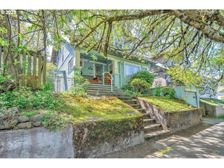 3516 SE Division St, Portland, OR 97202