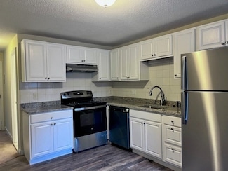 69 Nicholas Rd Unit B, Framingham, MA 01701