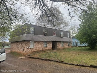 945 Elm St, Waldron, AR 72958